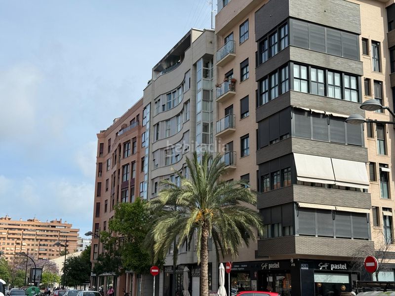 Piso excelente zona, piso amplio, a pocos metros de la ciudad de las artes y las ciencia y del club de tenis sporting en Valencia - Imagen 25