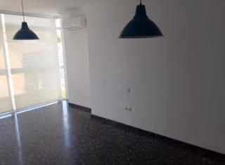 Miete Etagenwohnung in Pinedo. Alquiler vivienda en pinedo