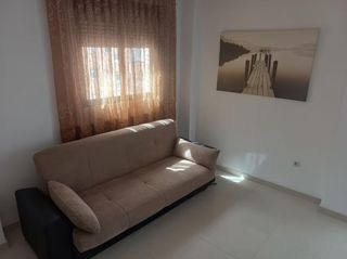 Affitto Appartamento in Avenida de Abril-9 de Octubre