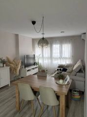 Affitto Appartamento en N�cleo Urbano