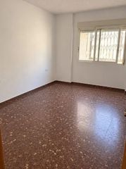 Flat in Aiora