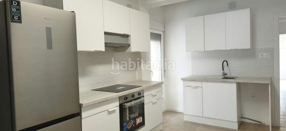 Foto cc1b6e80-741d-4691-96aa-0dcf43dc07b9. Miete etagenwohnung in Silla