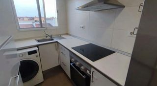 Miete Etagenwohnung in Centro Ciudad. Alquiler piso en paterna