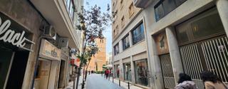 Alquiler Oficina en Carrer d'en vilanova 1a. Se alquila zona san miguel, mercado del olivar, despachos/oficin