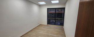 Affitto Ufficio in Carrer d'en vilanova 1a. Se alquila zona san miguel, mercado del olivar, oficinas de 240m