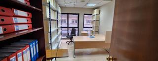 Location Local commercial à Carrer d'en vilanova 1a. Se alquila zona san miguel, mercado del olivar, despachos/oficin