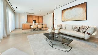 Chalet in Carrer de francesc vidal i sureda 111. Vivienda esquina