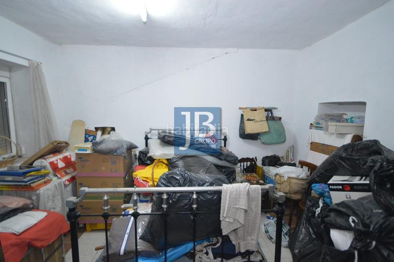 Foto 9b009999-4908-4f05-8f1d-e44351103525. Reihenhaus in Manuel