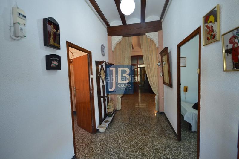 Foto ab8ce178-869d-4dab-b947-50652bf68f1b. Reihenhaus in Manuel