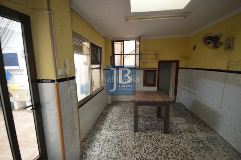 Foto c2bfa8ee-6648-4c21-bf77-f25db680a81b. Reihenhaus in Manuel