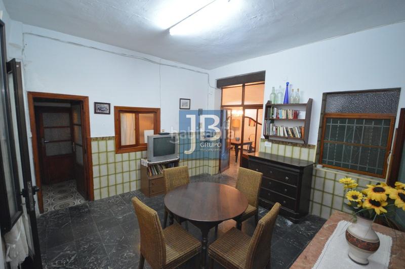 Foto fea9b078-9e35-4508-80b6-02ba7bd4c1ce. Reihenhaus in Manuel