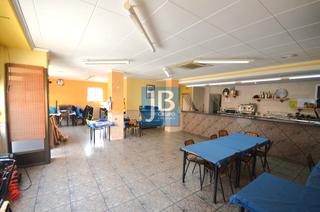 Local Comercial  Carrer metge lorenzo santa maria. Local con posibilidad de vivienda