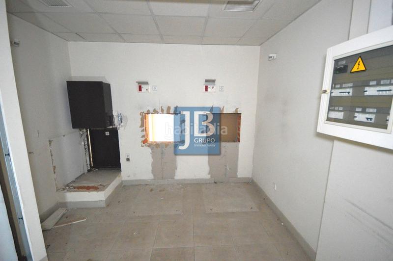 Foto 2ee6e21f-a89d-4327-843b-3149a5dec646. Alquiler local comercial magnifico local en el Centro en Xirivella