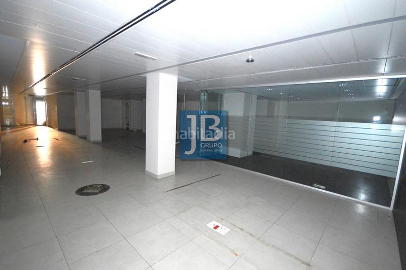Foto 3a08004c-0390-4419-a2c7-19c1568d80db. Alquiler local comercial magnifico local en el Centro en Xirivella