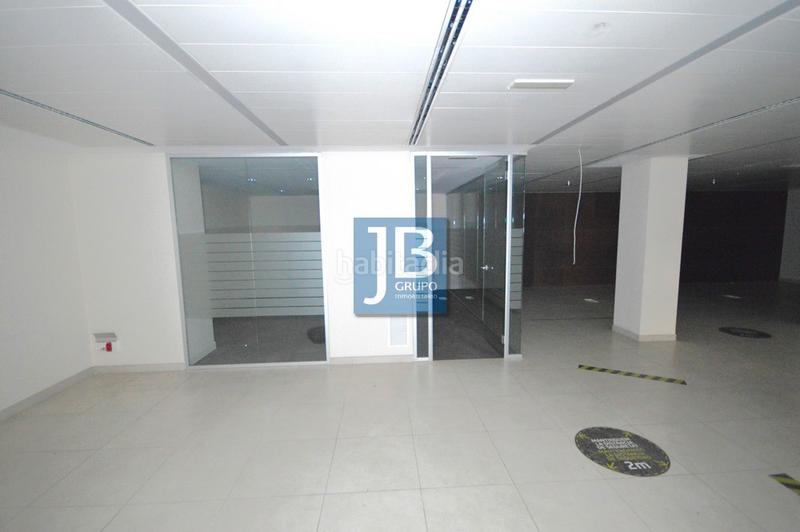Foto 97fb7c5b-8e6d-4e99-8167-cacc33d30367. Alquiler local comercial magnifico local en el Centro en Xirivella