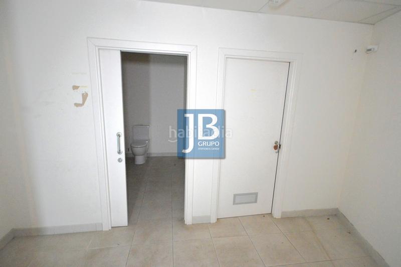 Foto 3222fccf-4e68-4154-9aed-c57ee48d21bc. Lloguer local comercial a Centro Xirivella