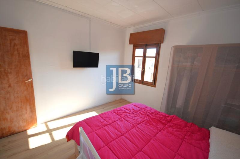 Foto 38b41d2d-dede-4a4a-9a47-dea04b8e80d3. Casa amb aparcament a Rotglá y Corberá