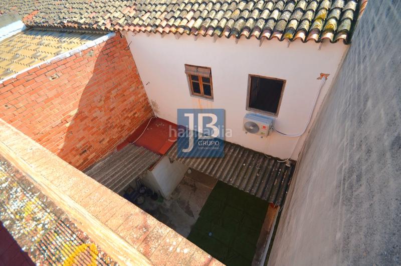 Foto 3f90cb84-a067-4f95-8417-f52e38b370ef. Casa amb aparcament a Rotglá y Corberá