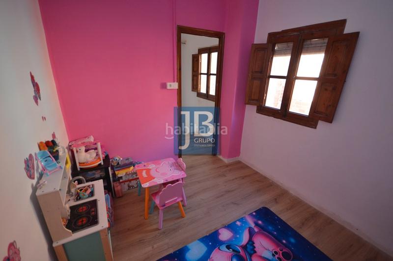 Foto 690744f5-c1cc-4195-bc06-20b29281ff0e. Casa amb aparcament a Rotglá y Corberá