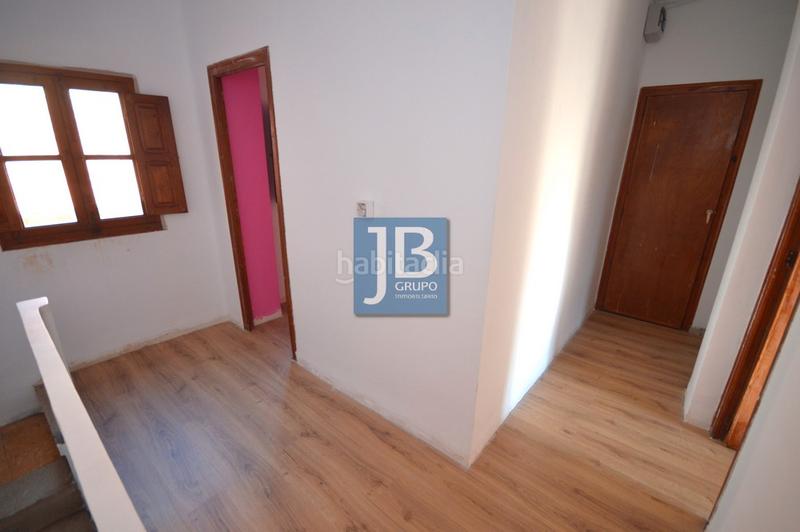 Foto 858f52f8-f3d4-434b-955b-8dcdd5556a84. Casa amb aparcament a Rotglá y Corberá