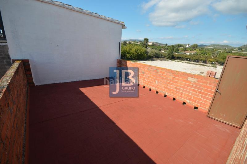 Foto 8767ade0-8a35-4ffa-a2ff-b676444b4aad. Casa amb aparcament a Rotglá y Corberá