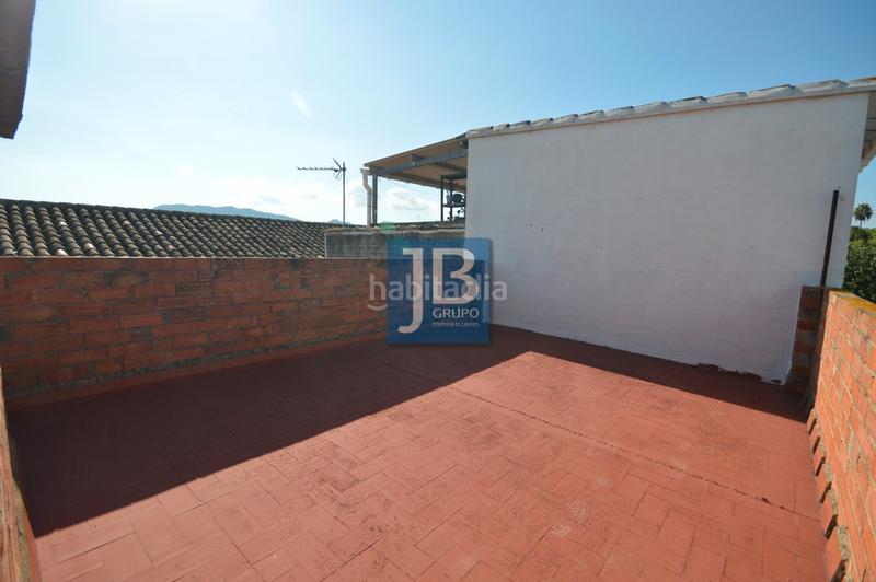 Foto ae2ff001-8a88-46da-ad6c-97fed058e8eb. Casa amb aparcament a Rotglá y Corberá