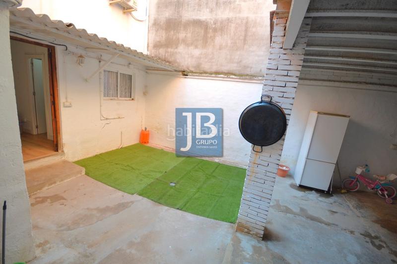 Foto ea524b84-bd34-49ce-8eb8-96f7f5e72421. Casa amb aparcament a Rotglá y Corberá