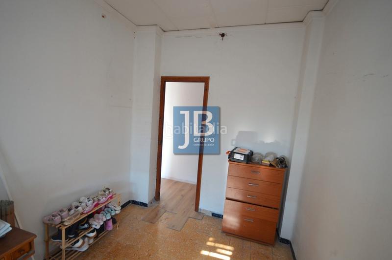 Foto f91f77fa-5ee2-49fa-bcfa-c8bb62380ee1. Casa amb aparcament a Rotglá y Corberá