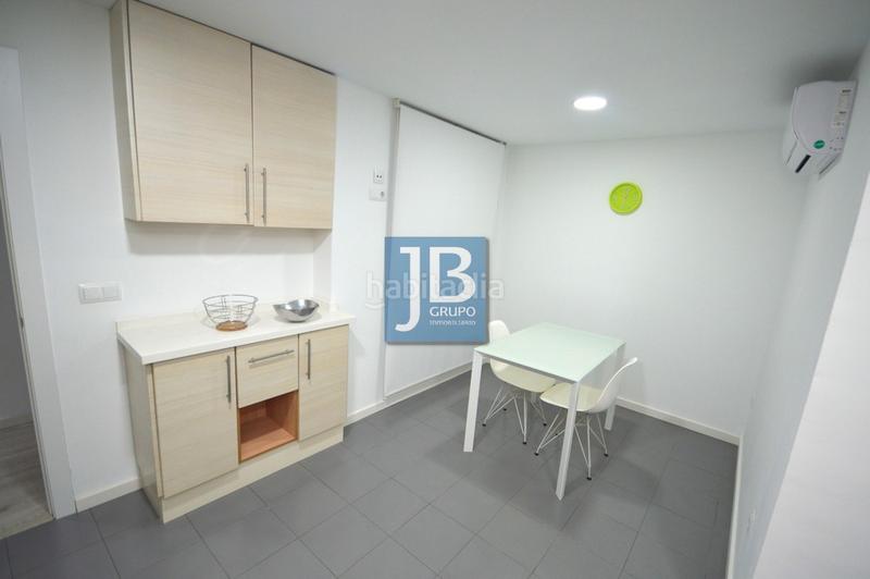 Foto e926fc71-9f85-4595-9b65-c464f41cced9. Alquiler ático atico con terraza en Xàtiva