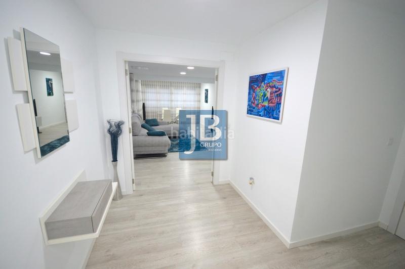 Foto ccafc837-38d4-4f73-be67-0a9df9a78c6d. Location attique avec cheminée dans Xàtiva