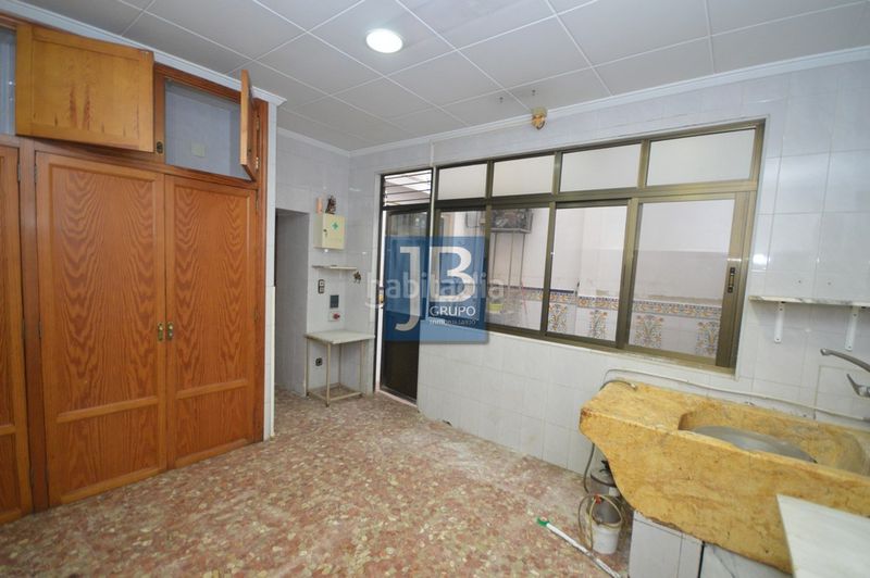 Foto e9ad9b1c-4c97-4085-9521-d47ed6998c8b. Local comercial a Xàtiva
