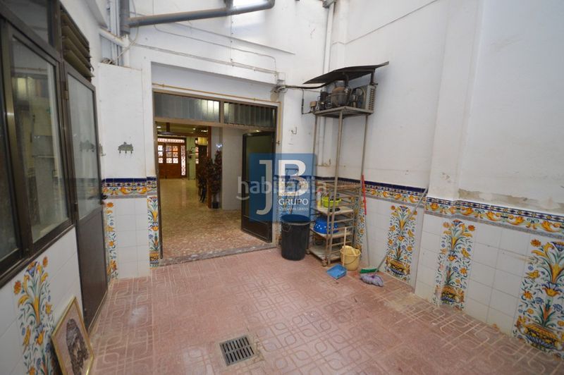 Foto f86d68a2-9ba2-4b43-a3a4-db332d6095e6. Local comercial a Xàtiva