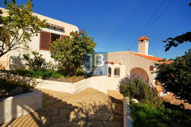 Foto 7a896ea6-fe09-4f0c-8c6b-7e6b9b99097f. Xalet amb xemeneia aparcament a Mojácar playa - las ventanicas - la paratá Mojácar