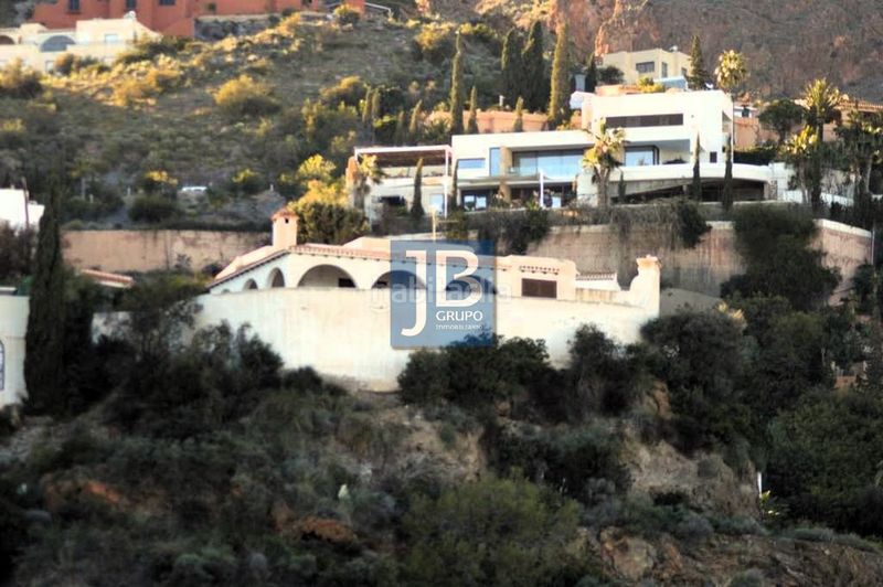 Foto 9d03ed7d-98d6-4d1b-9b4e-3b45a25c93ca. Xalet amb xemeneia aparcament a Mojácar playa - las ventanicas - la paratá Mojácar