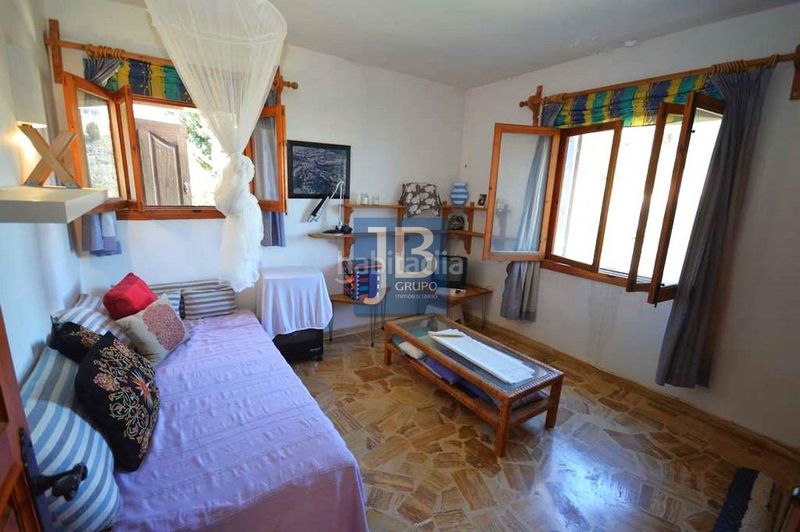 Foto c034693a-bd80-4c9a-b208-ae4599e14c4e. Xalet amb xemeneia aparcament a Mojácar playa - las ventanicas - la paratá Mojácar