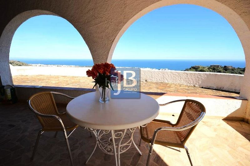 Foto c37061c5-4bad-46e8-addc-83c71a525699. Xalet amb xemeneia aparcament a Mojácar playa - las ventanicas - la paratá Mojácar