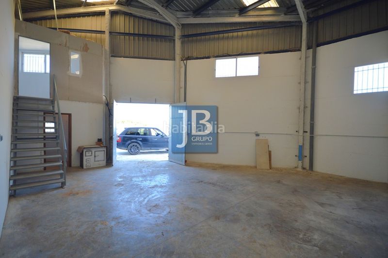 Foto 6d3cce22-c638-44bf-95f6-480fd5f3a208. Miete fabrikhalle in Alcúdia de Crespins (l´)
