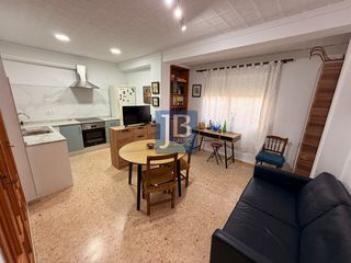 Flat  Carrer de la reina. Piso calle la reina