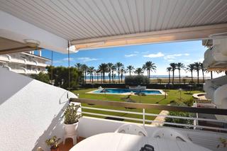 Pis a Ribes Roges. Vivir de cara al mar ribes roges en estado puro