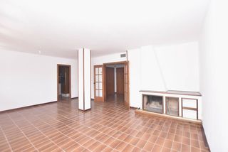 Piso en Sant Joan. Donde hay margen. seis dormitorios y algo de cielo.