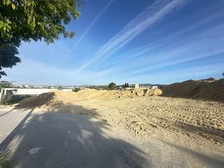 Terreny residencial a Mas d�En Serra - Els Cards. Sector masia nova. una oportunidad para desarrollar