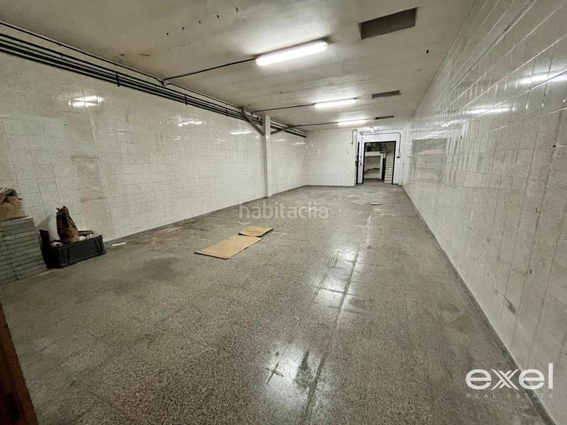 Foto 852f494d-d74d-4fb5-bd12-0bea939e8afd. Local comercial a Centre Sant Joan Despí