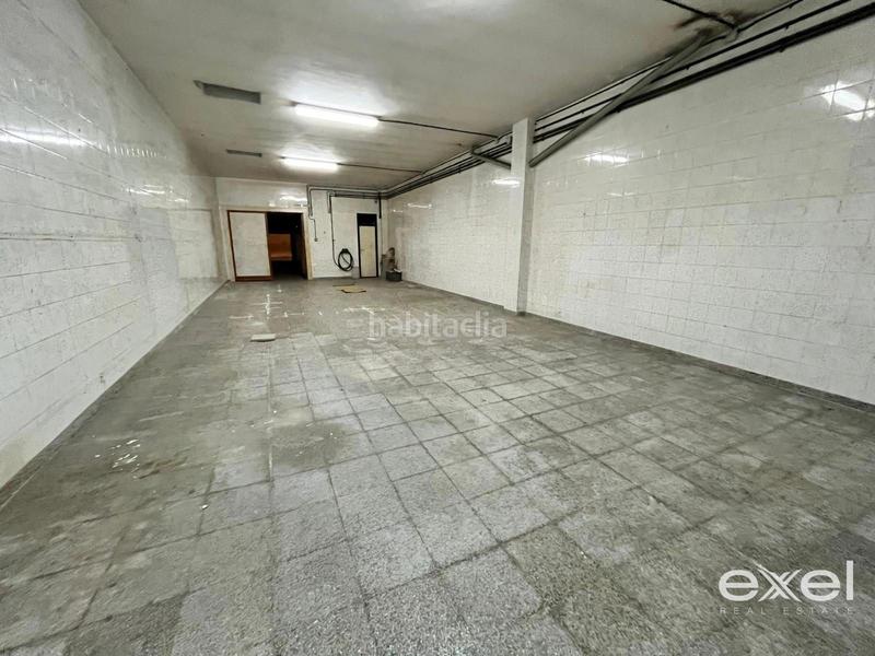 Foto fc73b9f0-17a7-447e-80da-615688a020e8. Local comercial a Centre Sant Joan Despí