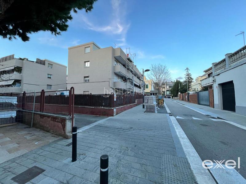 Foto 119302c9-37ca-4bc8-b956-7ea396bb57f4. Parking voiture dans Centre Sant Joan Despí