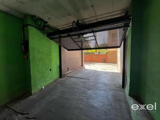 Aparcament cotxe  Maluquer. Plaza de aparcamiento en paseo maluquer