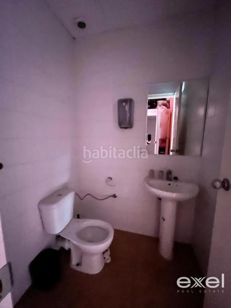 Foto 2edcc9f7-741d-4544-ac7c-b38bc70a9699. Location local commercial dans Fontsanta-Fatjó Cornellà de Llobregat