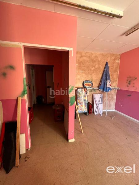 Foto b4f049eb-3735-4dc8-a27f-d41ce8623f33. Location local commercial dans Fontsanta-Fatjó Cornellà de Llobregat