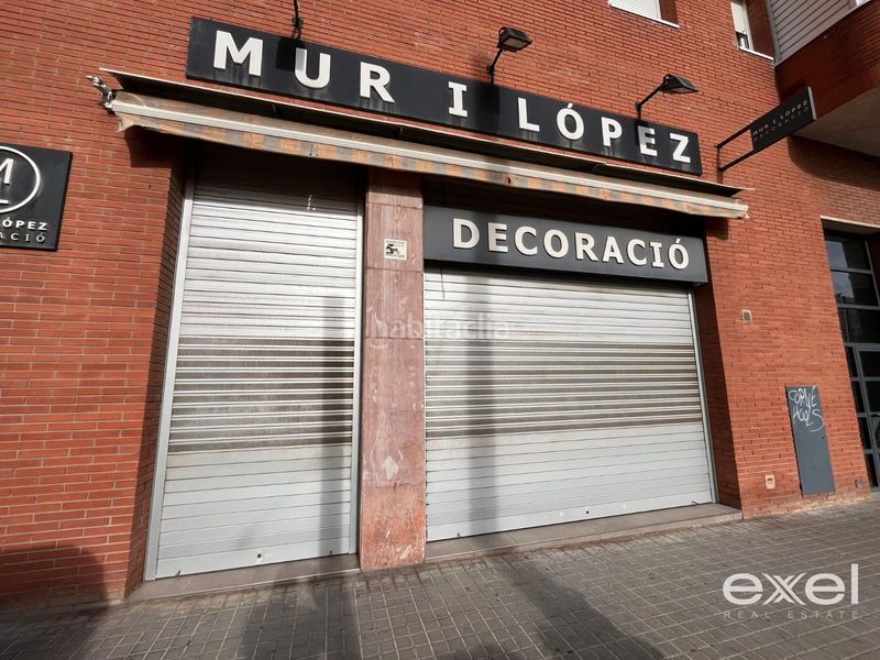 Foto 4a345b15-2585-4ead-87ee-e1c9f1417fcb. Rent business premise in Fontsanta-Fatjó Cornellà de Llobregat