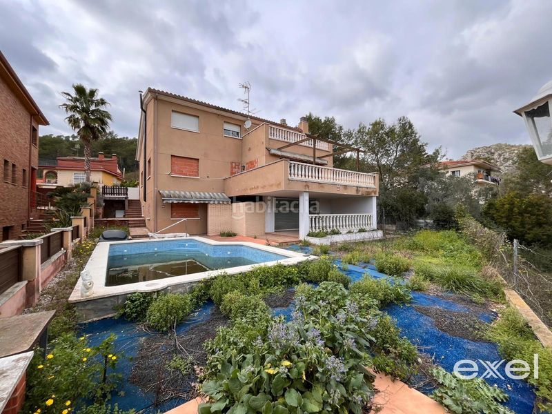 Foto 0f43d99f-3020-4a3f-b6e8-0c468965e15d. Casa amb aparcament a Canyelles