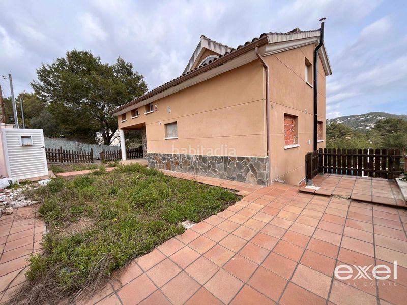 Foto 18a92b02-b070-49a9-838d-2c2759470e5b. Casa amb aparcament a Canyelles